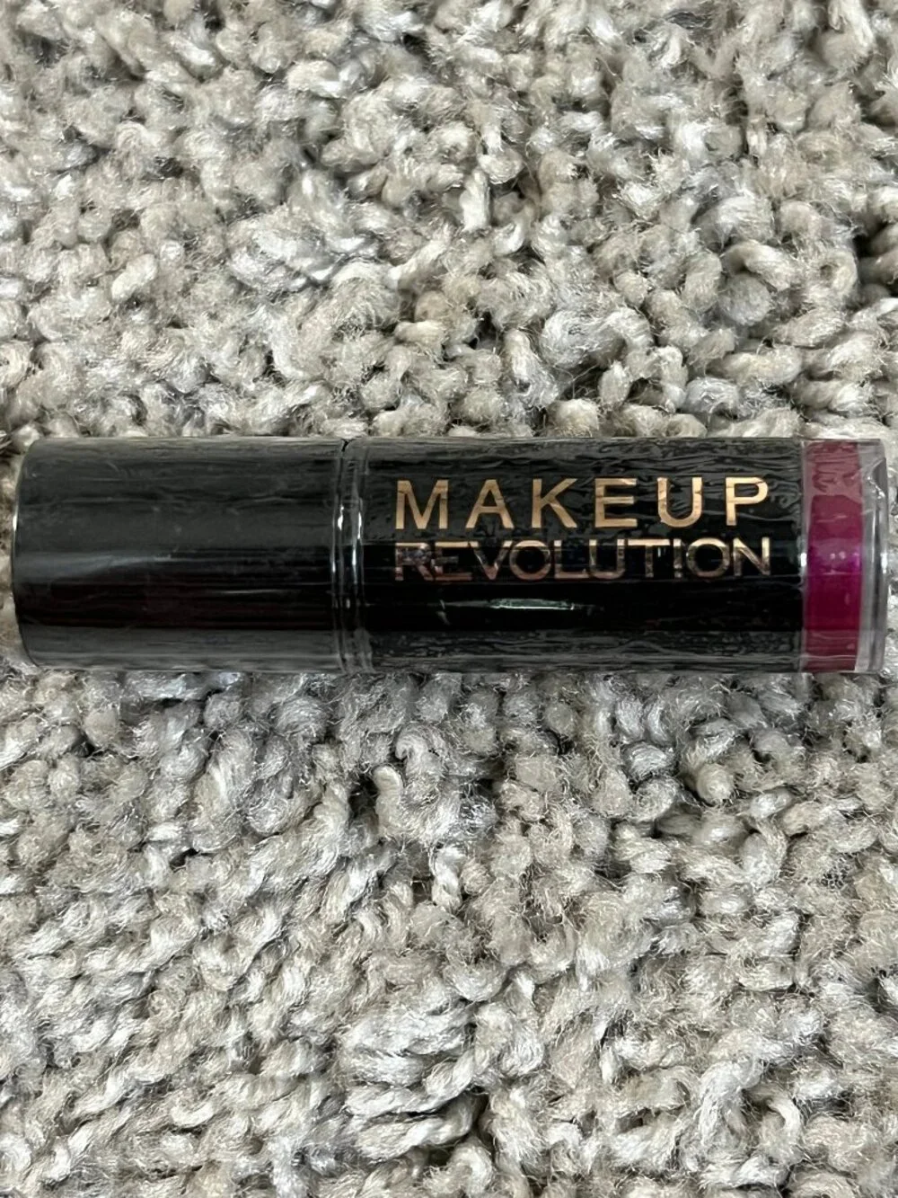 Makeup Revolution Lipstick Rebel With Cause